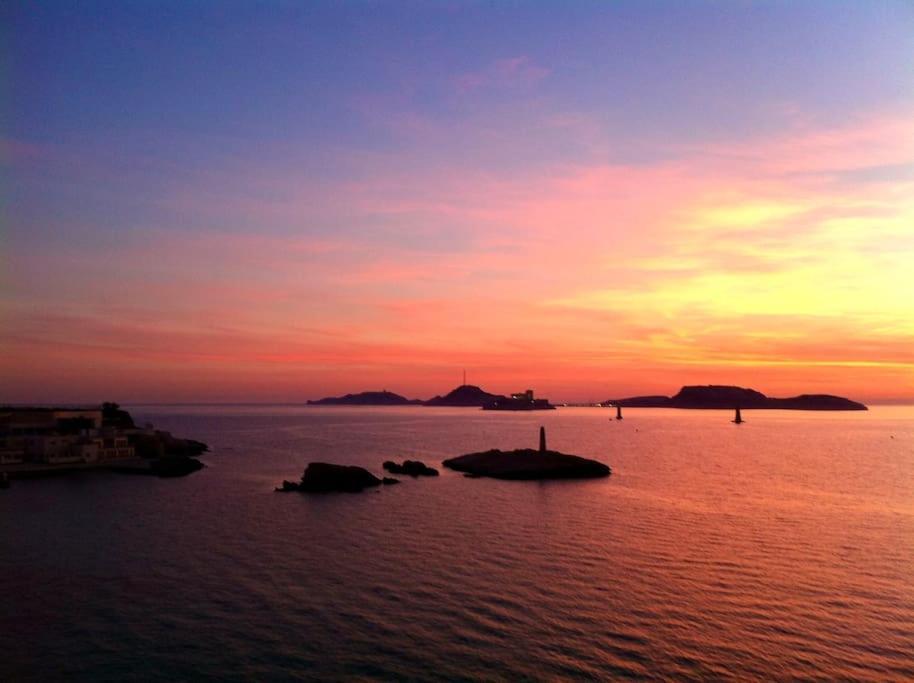 Superbe Logement Au Vallon Des Auffes マルセイユ エクステリア 写真